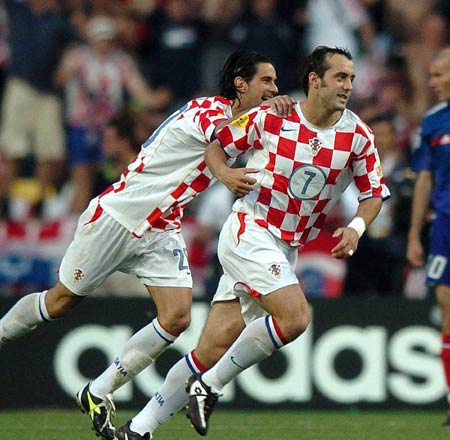 2004欧洲杯法国对荷兰（04年欧洲杯法国对克罗地亚）