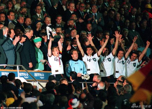 1996年欧洲杯决赛解说（96年欧洲冠军杯决赛）