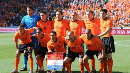04欧洲杯荷兰捷克全场（2004欧洲杯 捷克 荷兰）